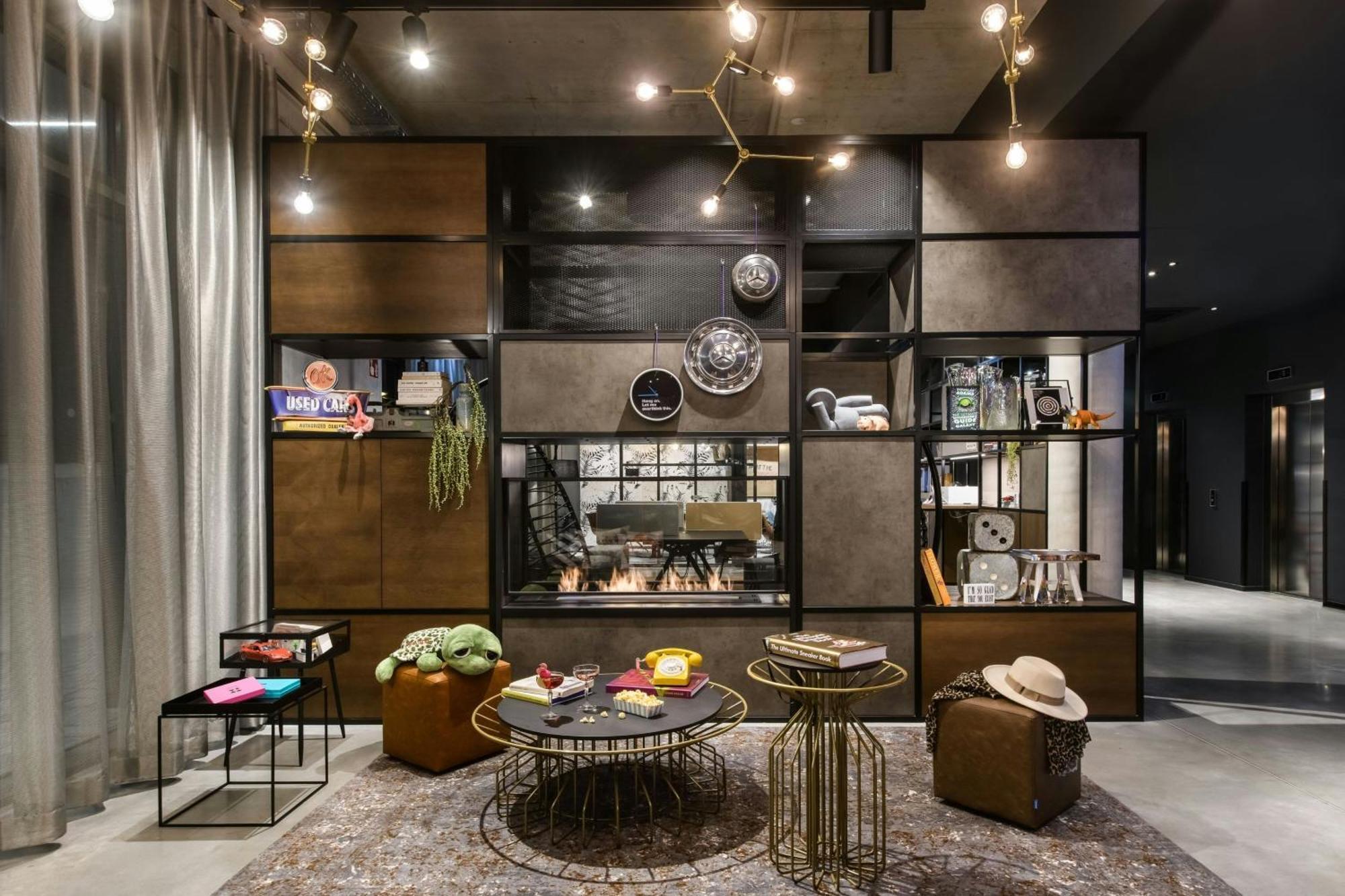 Moxy Feuerbach Hotel 3*
